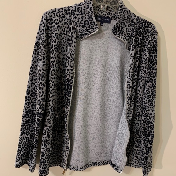 Jones New York Signature Velour Zip Up Jacket - Picture 8 of 12